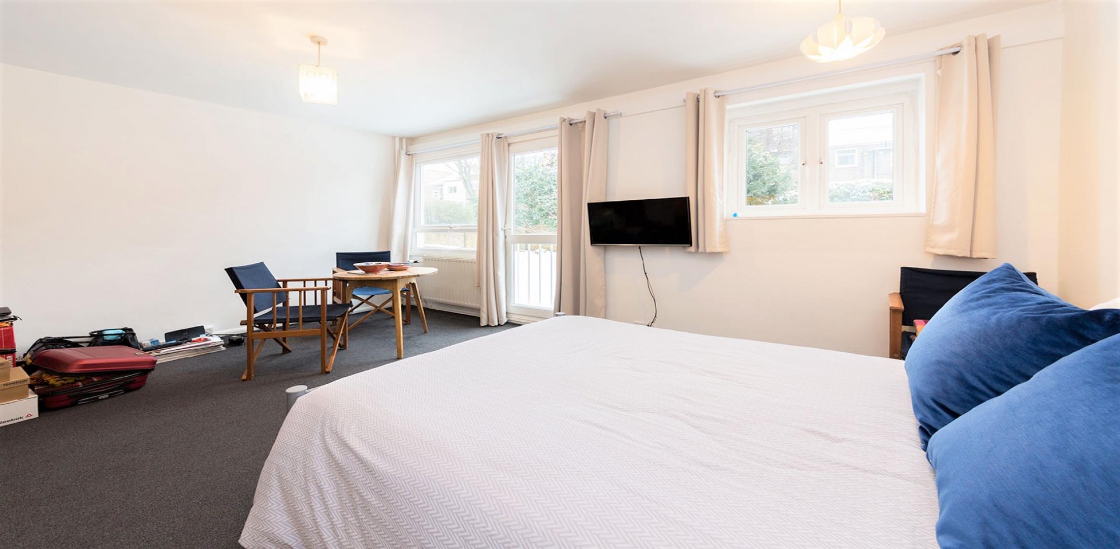 Modern and Central Apartment Wymering Road, Maida Vale